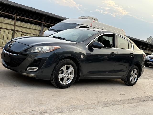 Mazda 3 star