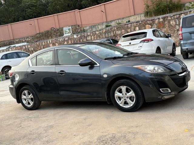 Mazda 3 star