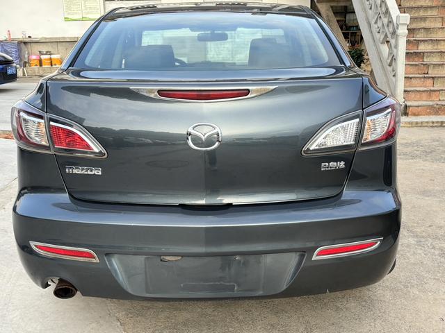 Mazda 3 star