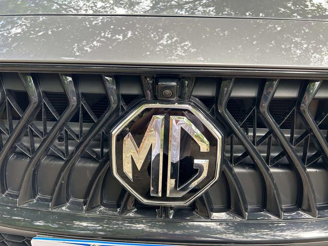 MG 6