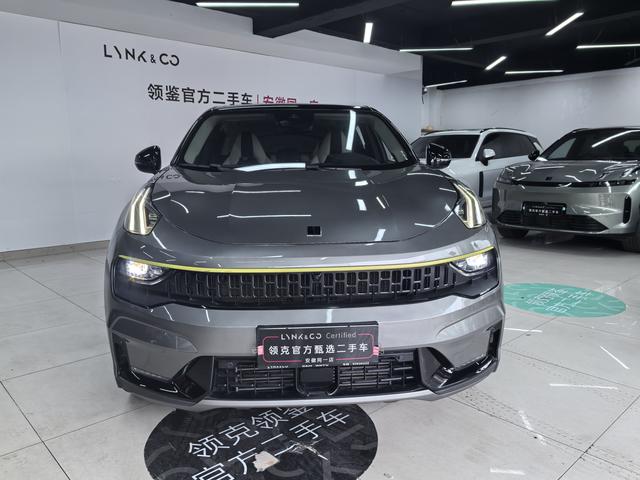 Lynk & Co 05