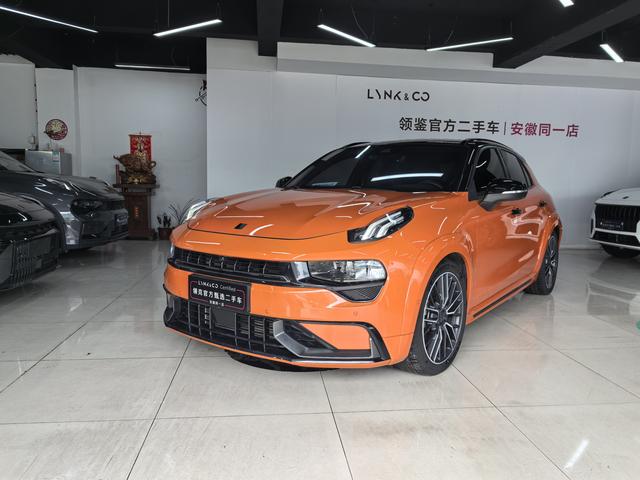 Lynk & Co 02 Hatchback