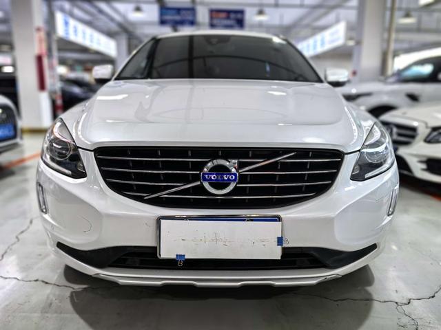 Volvo XC60 (imported)