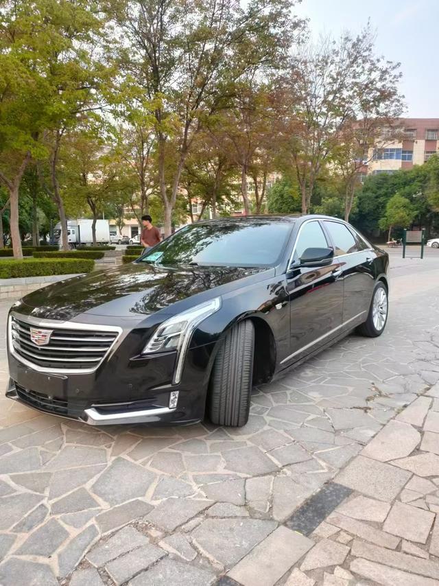 Cadillac CT6