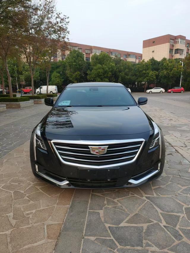 Cadillac CT6