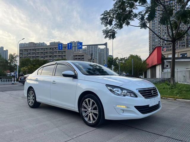 Peugeot 408