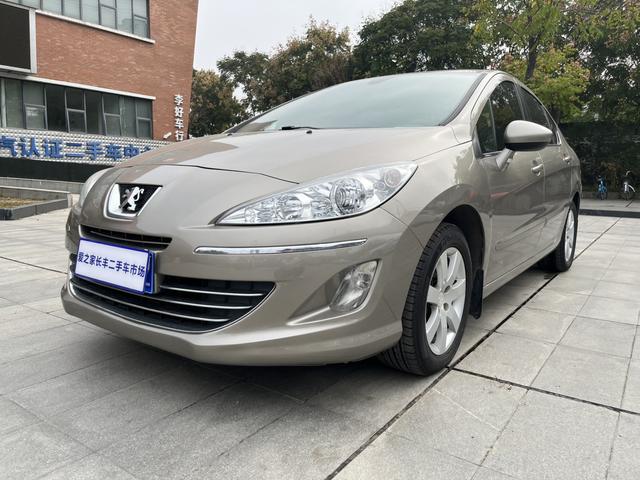 Peugeot 408