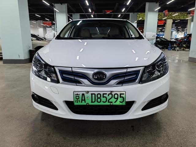 BYD e5