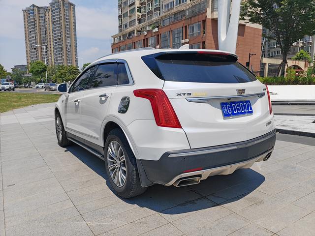 Cadillac XT5