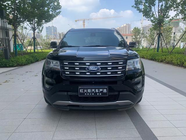 Ford Explorer (imported)