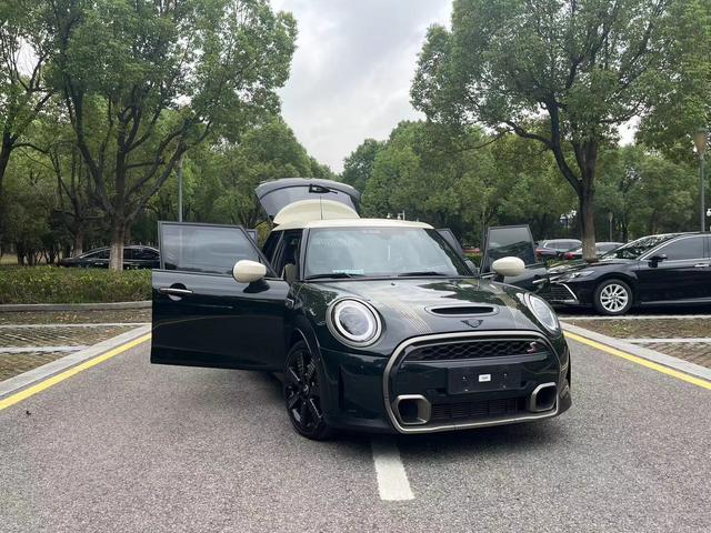 MINI MINI