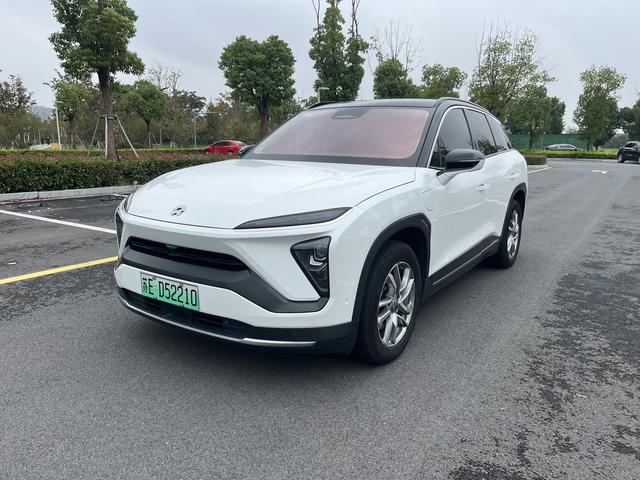 NIO ES6