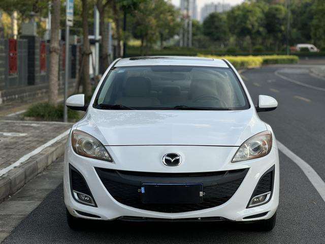 Mazda 3 star