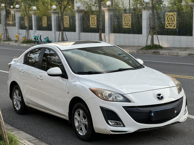 Mazda 3 star