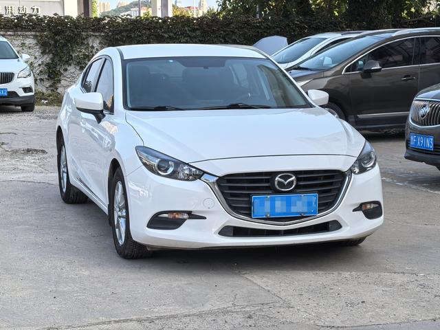 Mazda 3 Angkesela