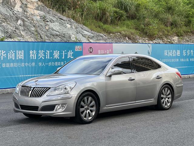 Hyundai Equus