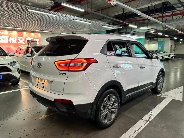 Hyundai ix25