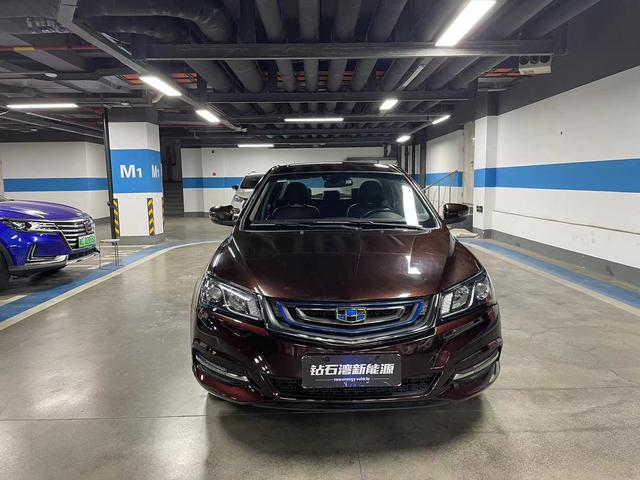 Geely Emgrand EV