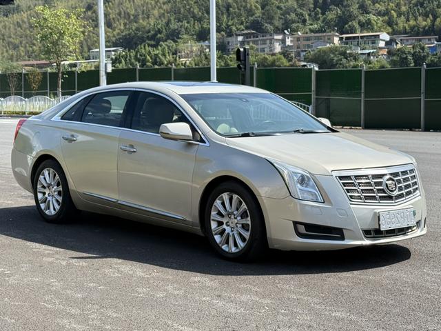 Cadillac XTS