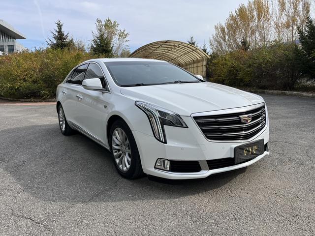 Cadillac XTS