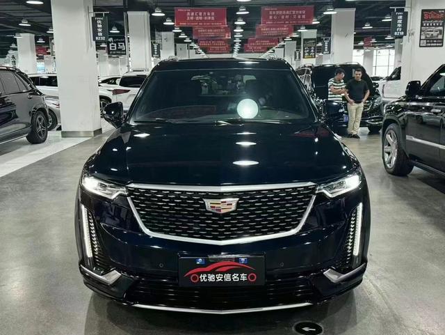 Cadillac XT6