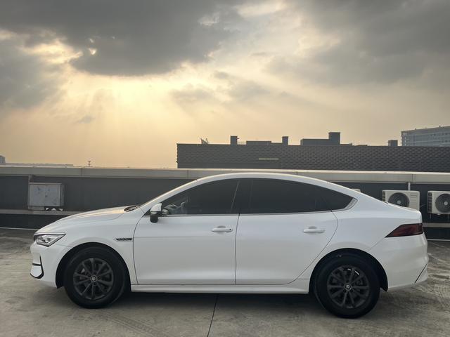 BYD Qin PLUS EV