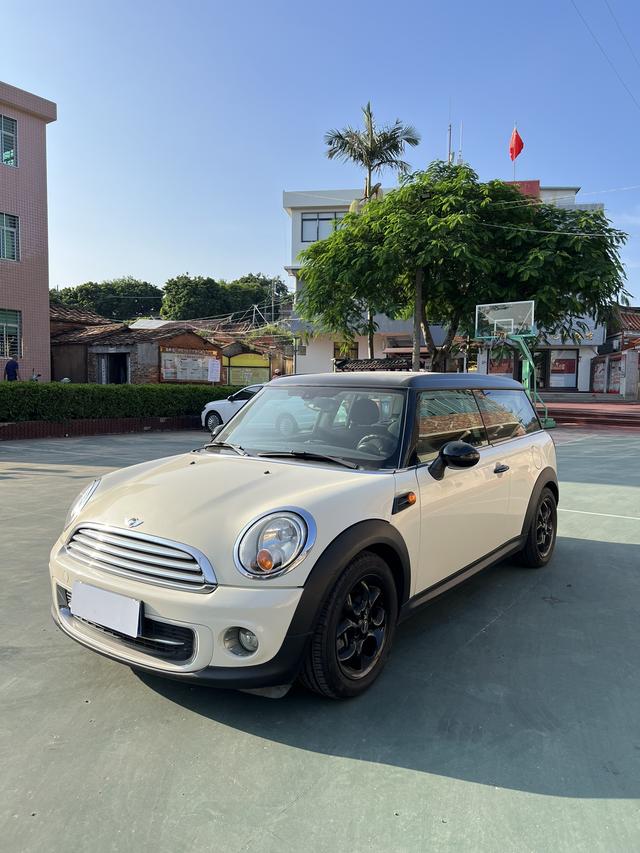 MINI CLUBMAN