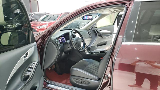 Infiniti QX50