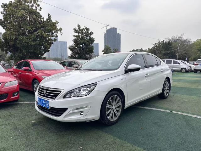 Peugeot 408