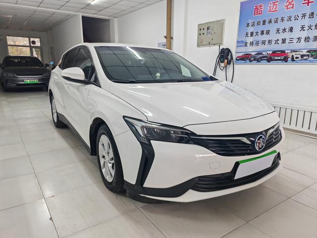 Buick Weilan 6 PHEV