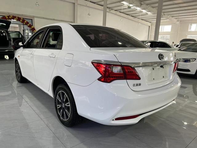 BYD F3