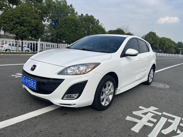 Mazda 3 star