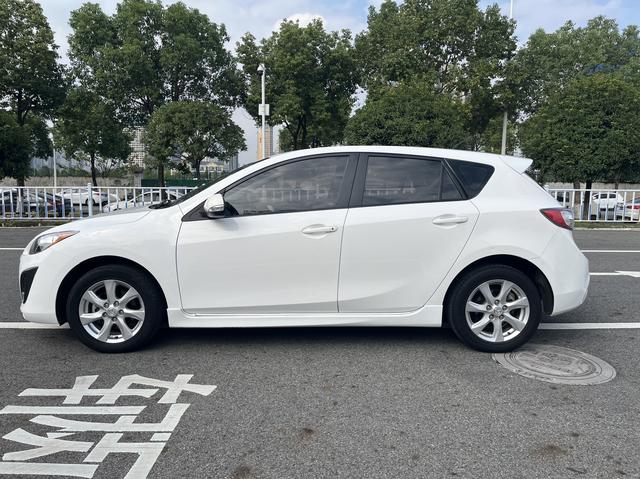 Mazda 3 star