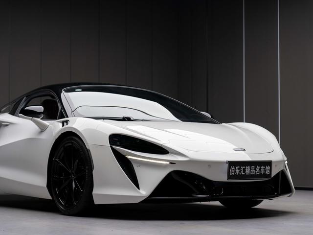 McLaren Artura