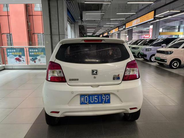 Zotye Cloud 100