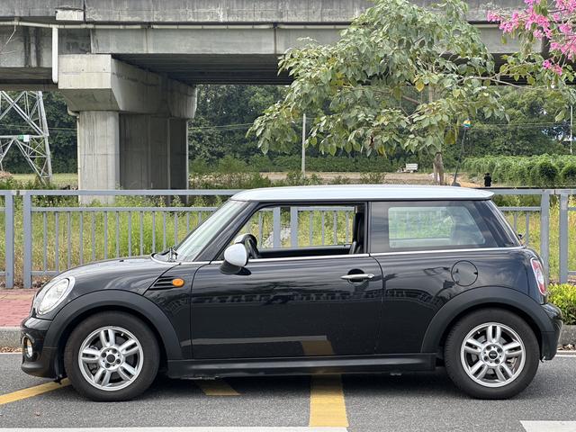 MINI MINI