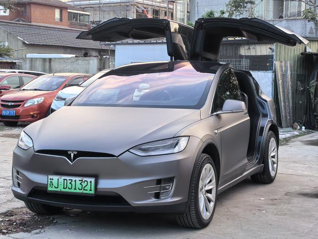 Tesla Model X