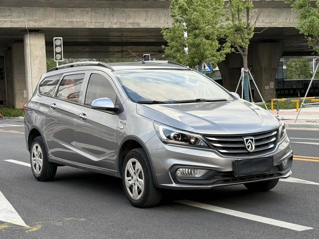 Baojun 310W