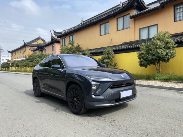 NIO EC6