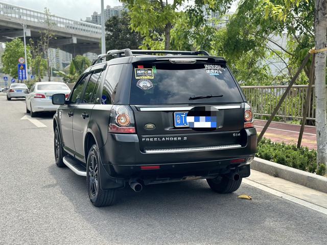 Land Rover Freelander 2