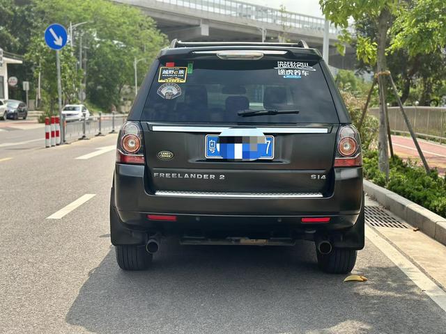 Land Rover Freelander 2