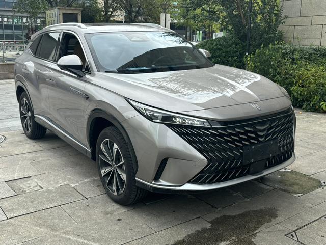 Roewe RX5