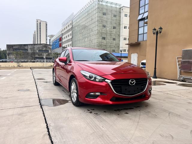 Mazda 3 Angkesela