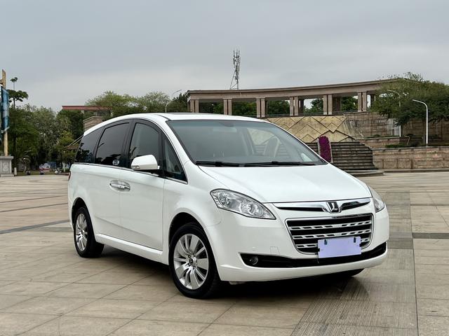 Nazhijie Da 7 MPV