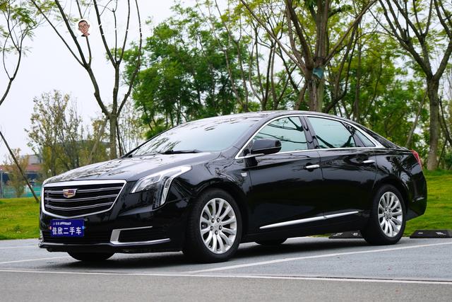 Cadillac XTS