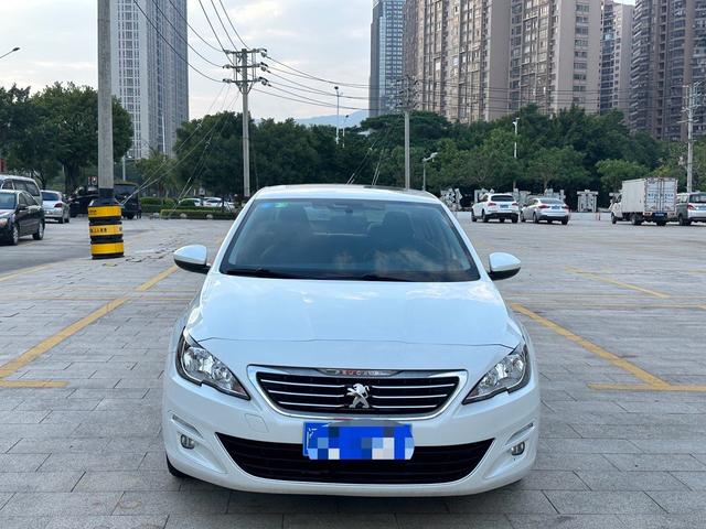 Peugeot 408