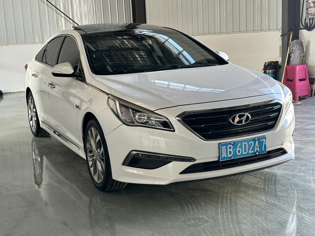 Hyundai Sonata nine