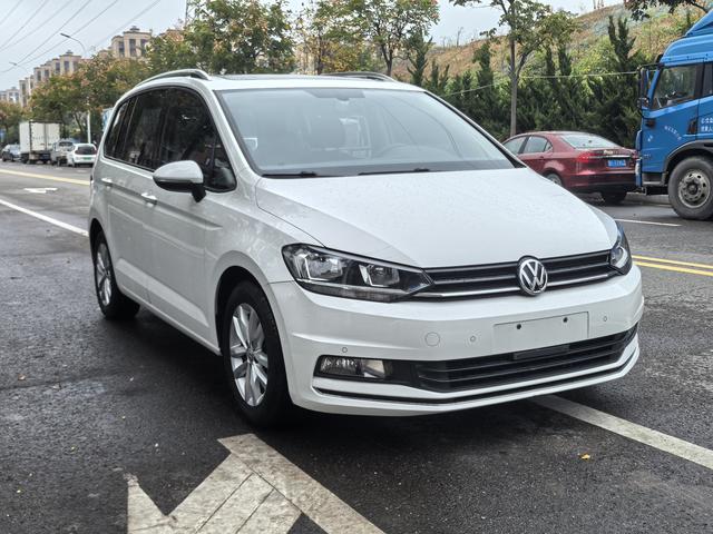 Volkswagen Touran L