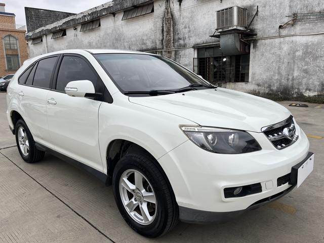 BYD S6