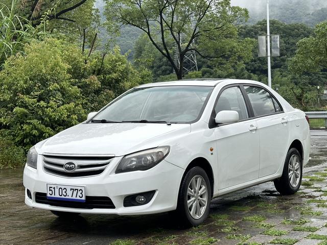 BYD L3